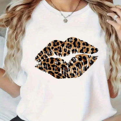 Womens Cotton Short Sleeve Graphic Tee Black And White Checkered Lips Print Casual Summer Top Crew Neck Soft Breathable Streetwear Outfit